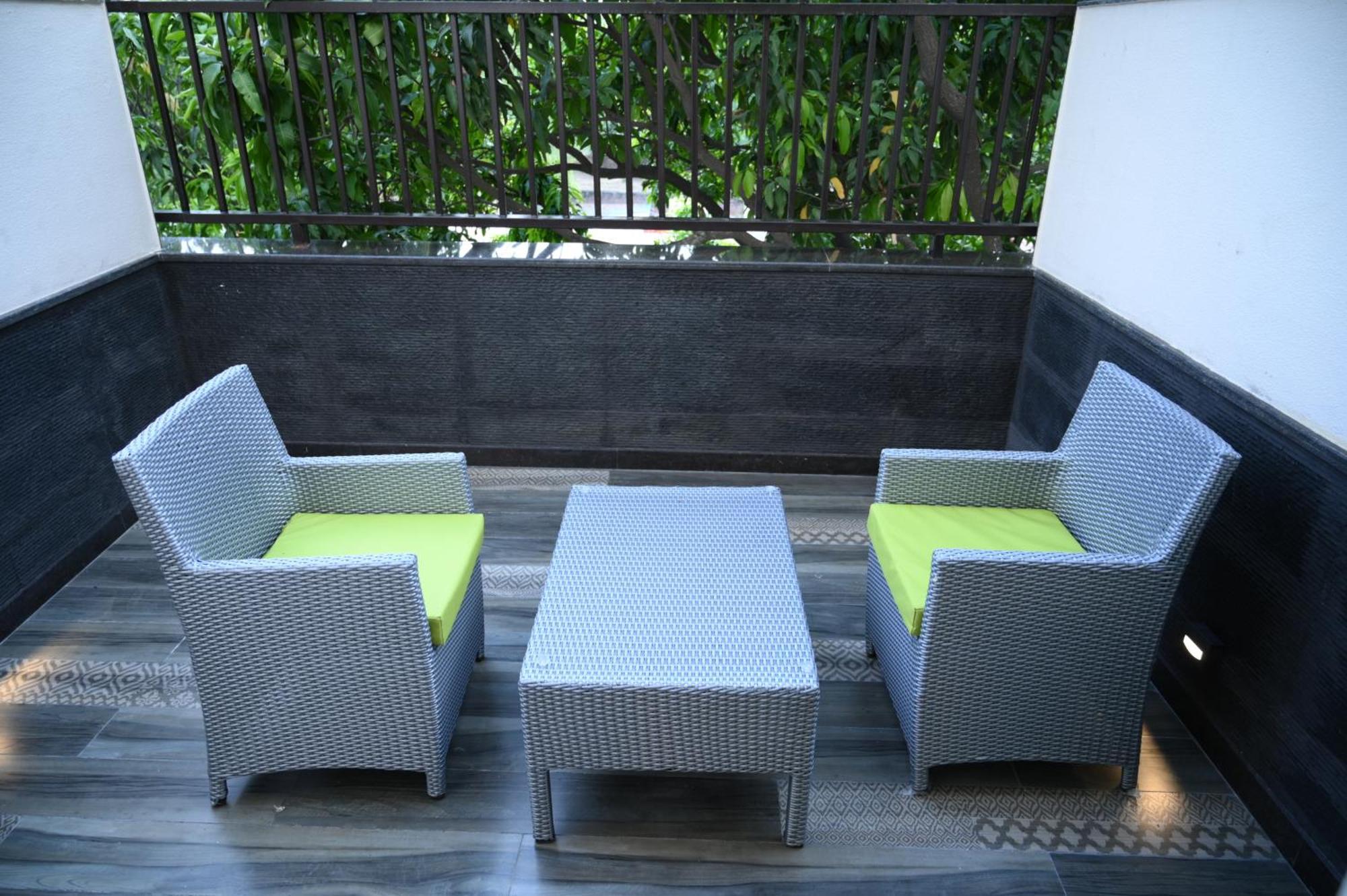 The Mudra Hotel Varanasi Exterior photo